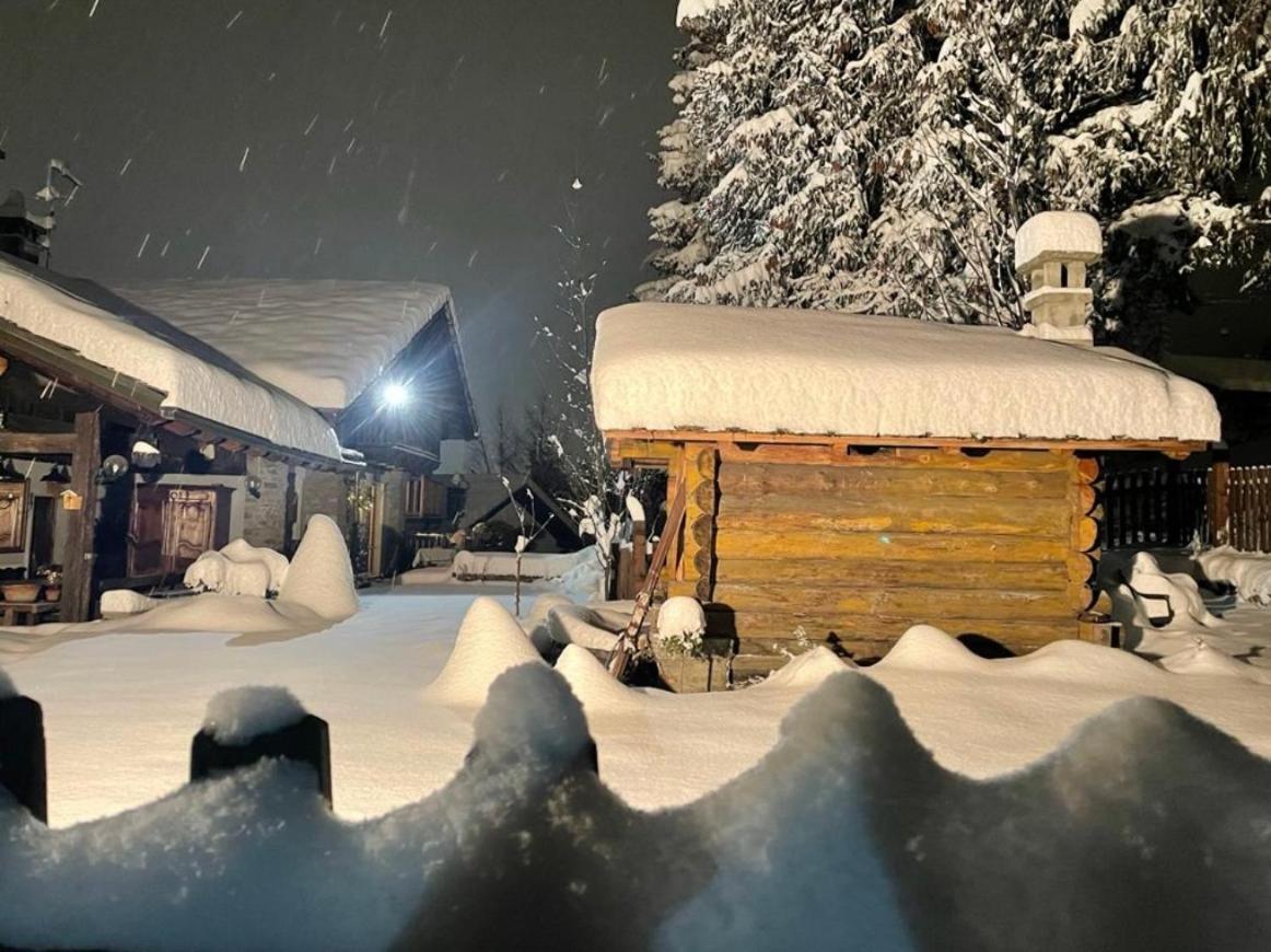 Chalet Blanc "Coeur Sapin" Courmayeur Exteriér fotografie